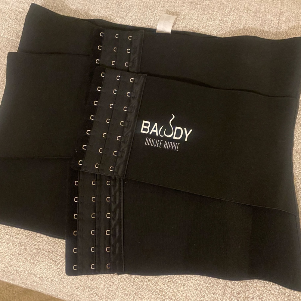 Boujee Hippie Triple Clincher Waist Trainer - BRAND NEW!!!